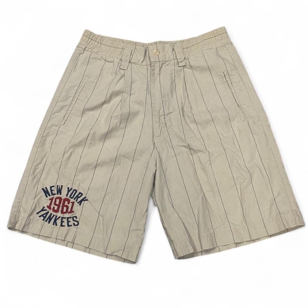 VTG 90s Mirage First String New York Yankees 1961 Pinstripe Shorts Size Medium